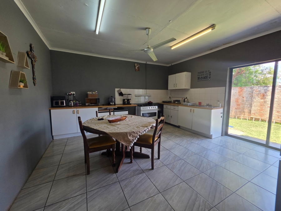 4 Bedroom Property for Sale in Olifantsnek North West